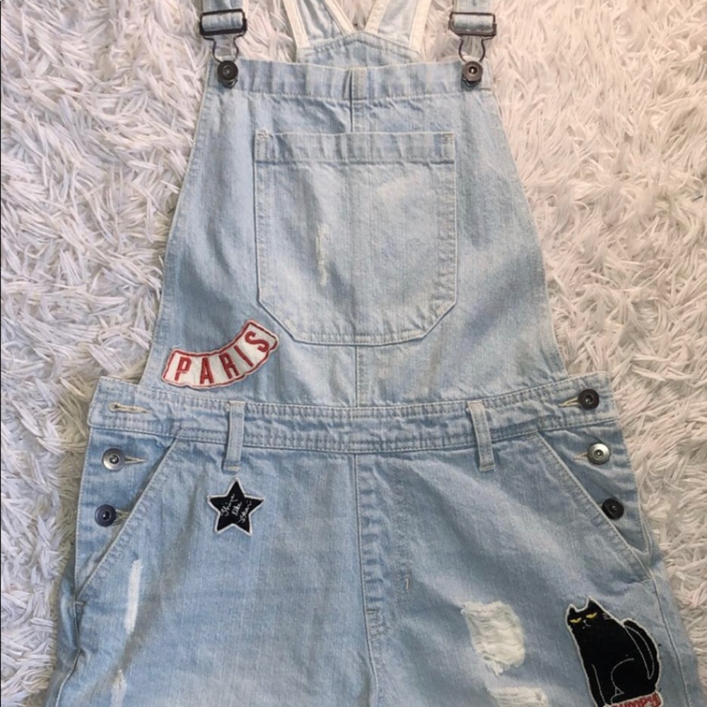 Overalls shorts with patches size small forever 22